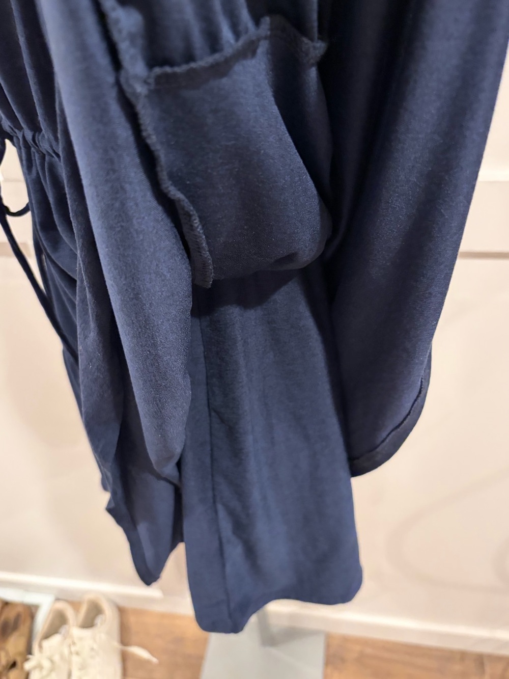 Beyond Yoga Out and About Featherweight Tiered Dress size Medium - Picture 7 of 8